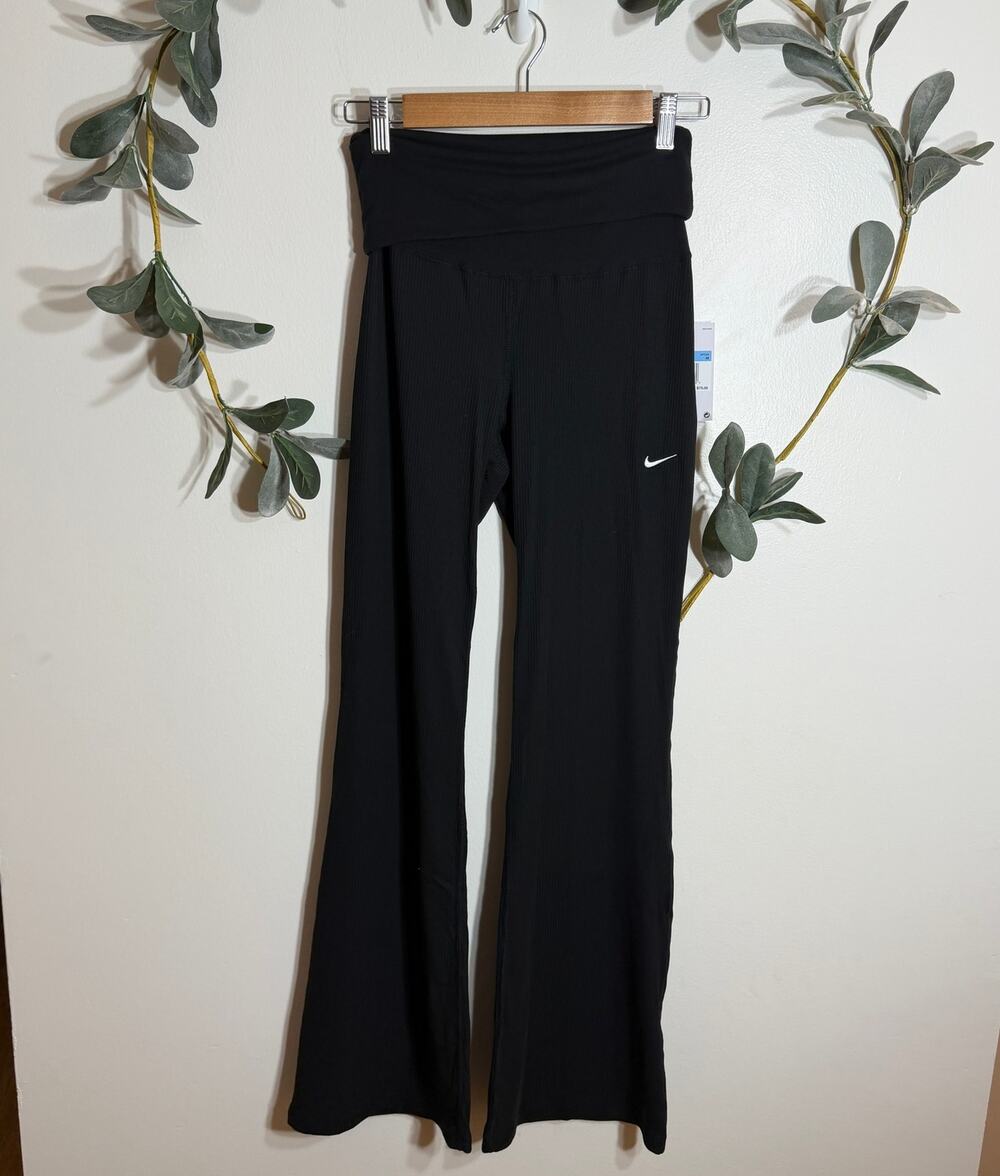 NWT Nike Black Ribbed Flare Leggings